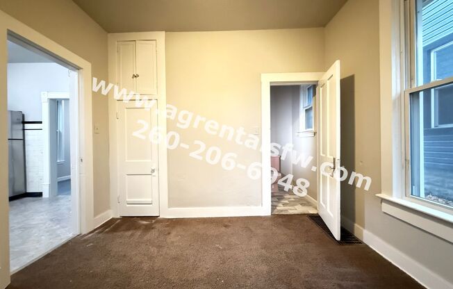 2 beds, 1 bath, $950