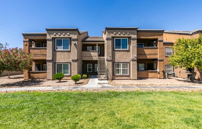 2 beds, 2 baths, $1,475, Unit UNIT 2118