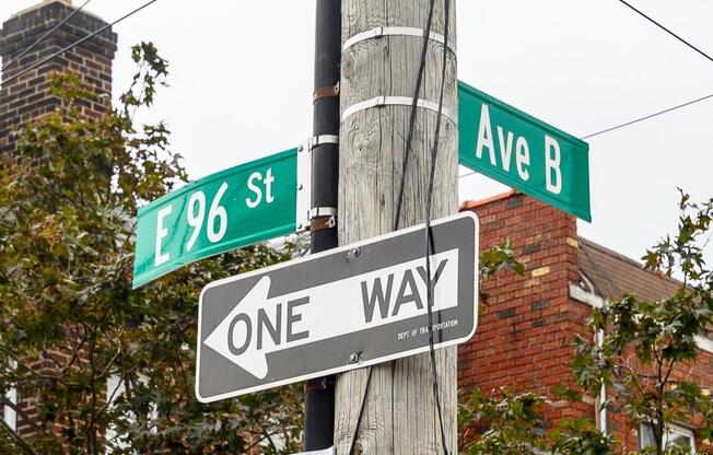 657 96 ST E