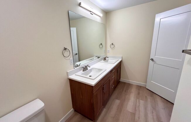 2 beds, 1 bath, $1,875, Unit A207