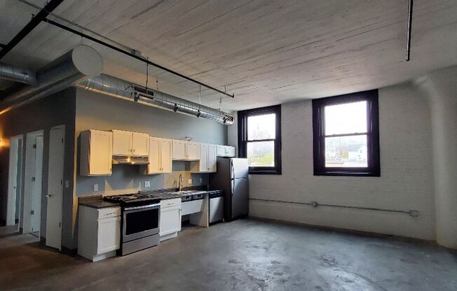 2 beds, 2 baths, 948 sqft, $1,449, Unit 307WADA