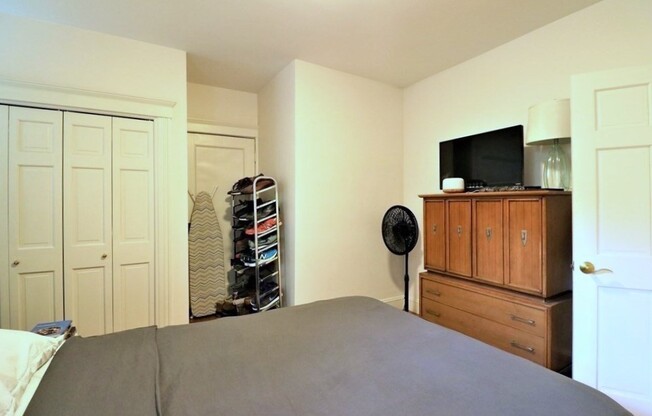 1 bed, 1 bath, 650 sqft, $2,800, Unit 8