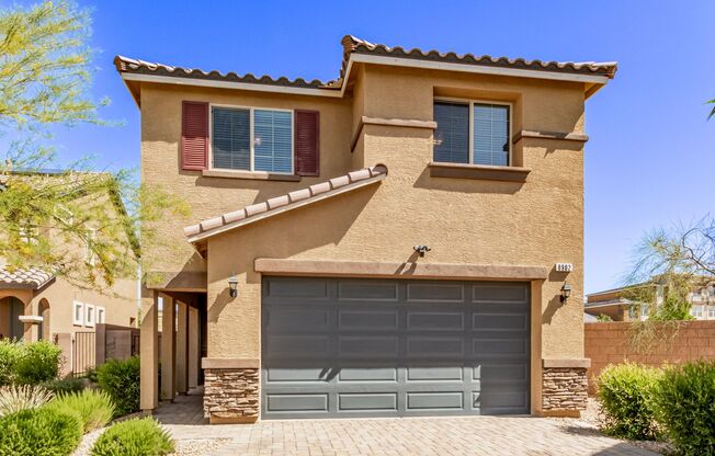 Gorgeous 4 bedroom home in Centennial Hills