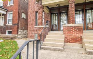5311 S KINGSHIGHWAY