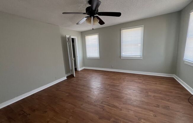 Three bedroom upstairs apartment