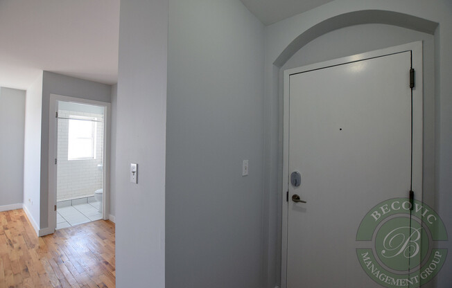 Studio, 1 bath, 266 sqft, $1,350, Unit 7450-71