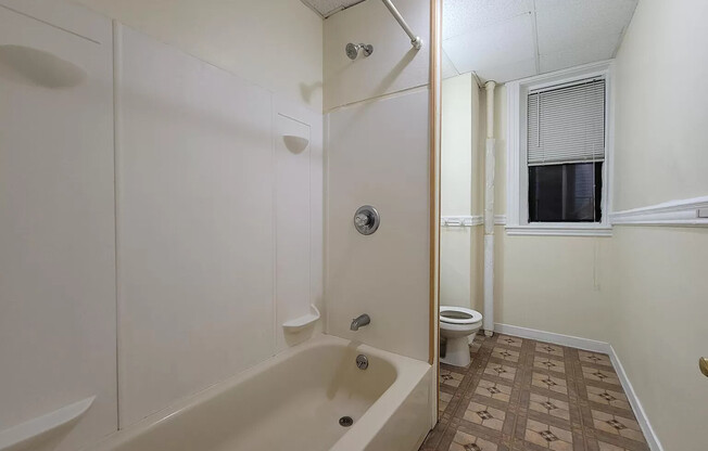 1 bed, 1 bath, $2,475, Unit 3