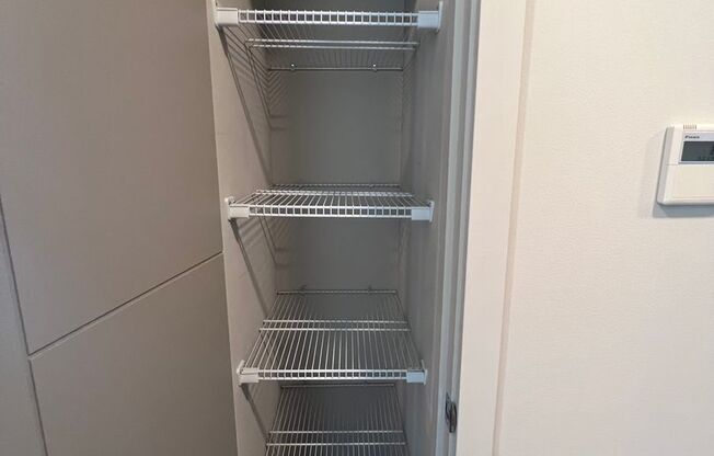 Studio, 1 bath, 295 sqft, $1,495, Unit 702