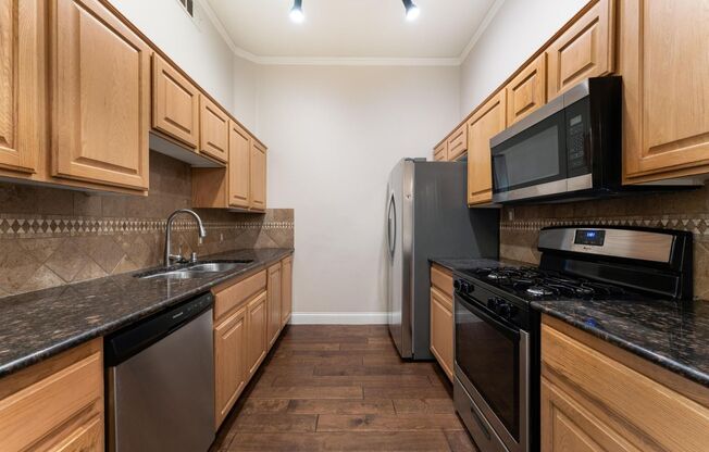 3 beds, 2 baths, $1,680