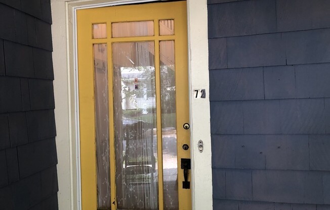 72 BEACONSFIELD RD