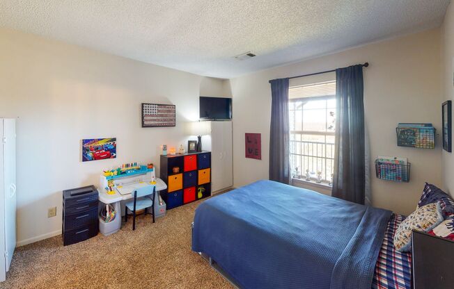 2 beds, 2 baths, 1,028 sqft, $1,050, Unit 400D