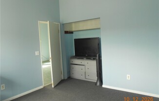 622 1/2 E 111 ST