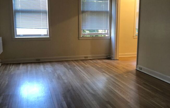 1 bed, 1 bath, 600 sqft, $2,595, Unit 22
