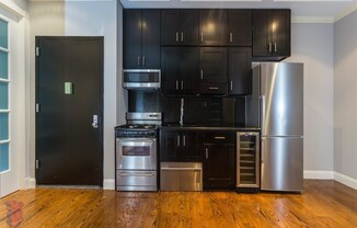 9 W 103 ST