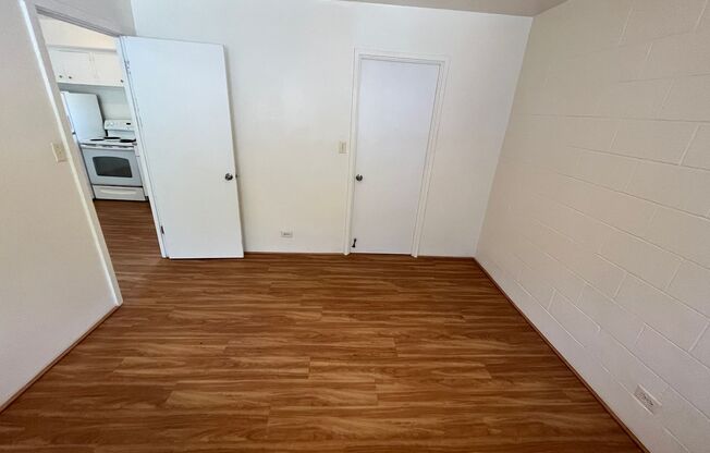 1 bed, 1 bath, 440 sqft, $1,350, Unit Unit K