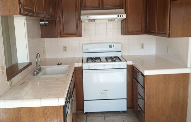 1 bed, 1 bath, $1,995