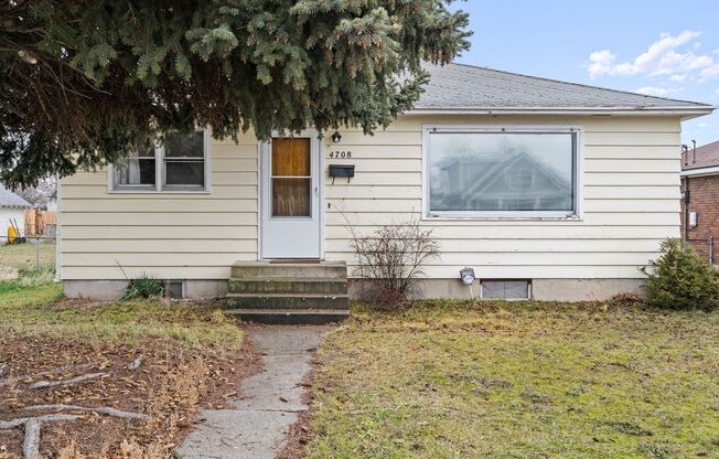 Charming Updated Single-Family Home Near Northtown