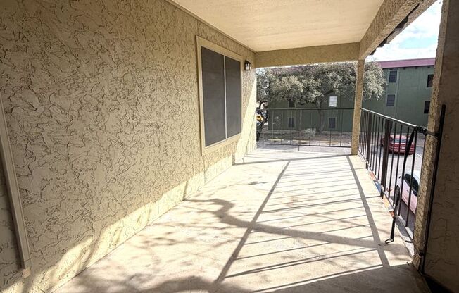 2 beds, 2 baths, 900 sqft, $1,399, Unit LAW7-213