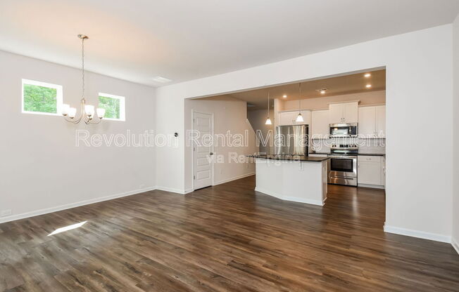 547 RYAN CT