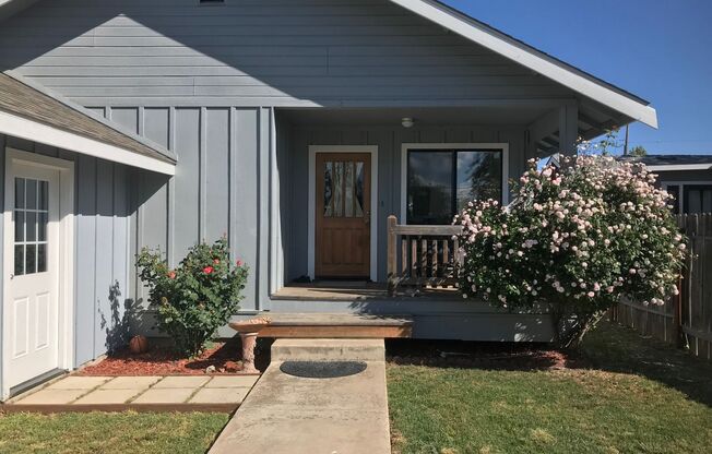 Santa Margarita - 15 minutes to SLO Spacious Single Level Home w A/C