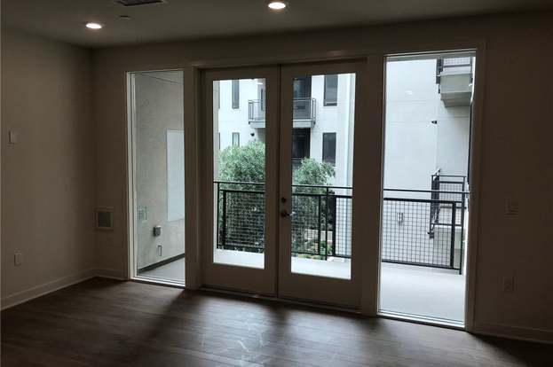 2320 NOLITA