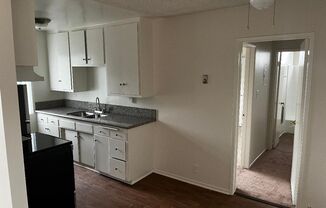 1 bed, 1 bath, $1,595, Unit 49