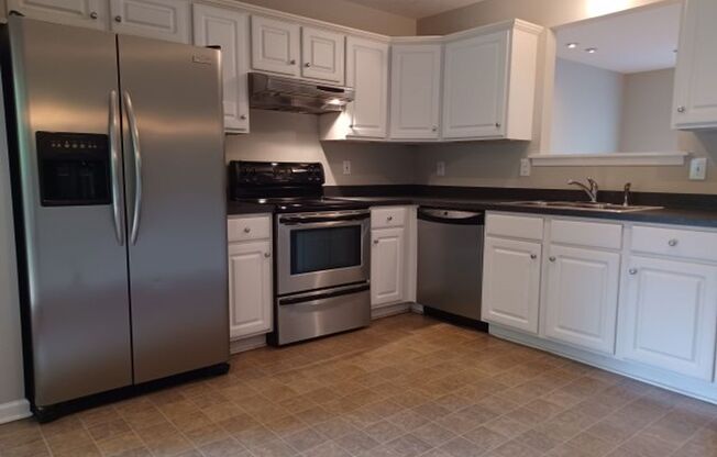 3 beds, 2 baths, $2,200