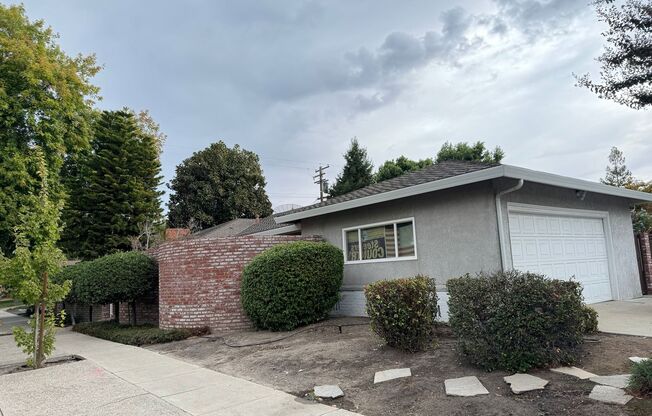 Beautiful Single Story Home Ready To Be Called Home!