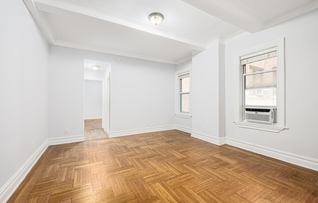 25 W 64 ST