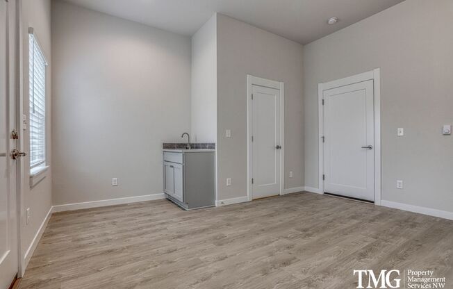 2 beds, 2.5 baths, 1,750 sqft, $2,195, Unit 109