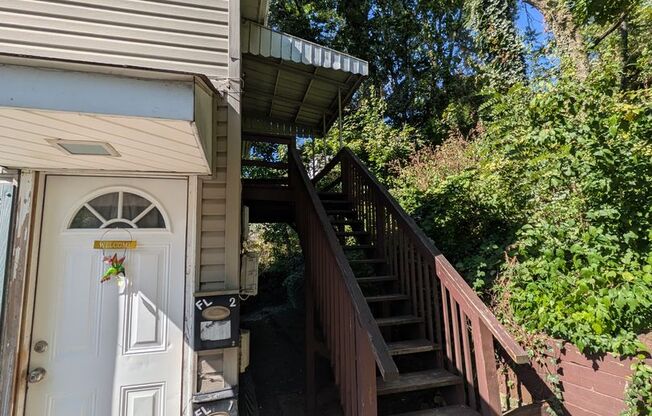 2404 S 18th Pittsburgh PA 15203