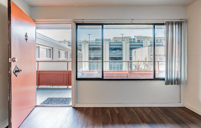 1 bed, 1 bath, 394 sqft, $1,250, Unit 01 - 209
