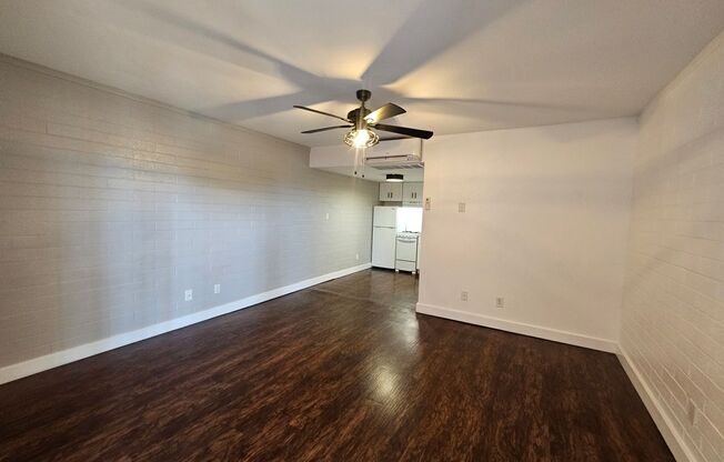 Hampton Court Apartments