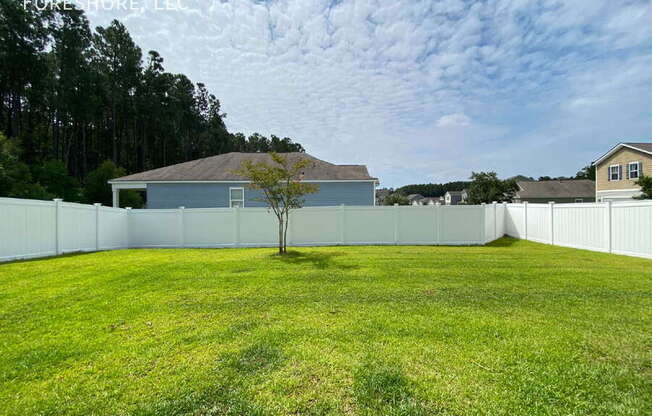 37 FREEDOM DR