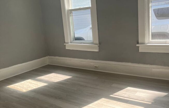 Section 8 Accepted! Cozy Renovated 3-Bedroom Home!