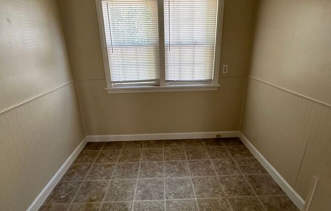 2 beds, 1 bath, $845