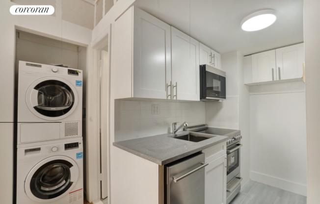 1 bed, 1 bath, $2,995, Unit 7