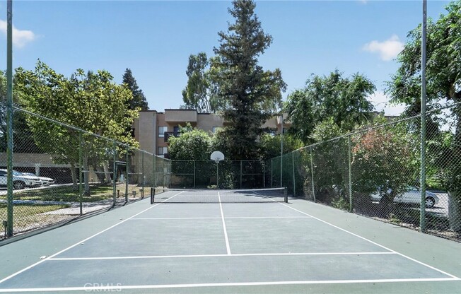 2 beds, 2 baths, 883 sqft, $2,595, Unit 333D