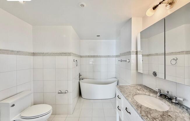 5 beds, 4.5 baths, 3,028 sqft, $24,750, Unit 10BC
