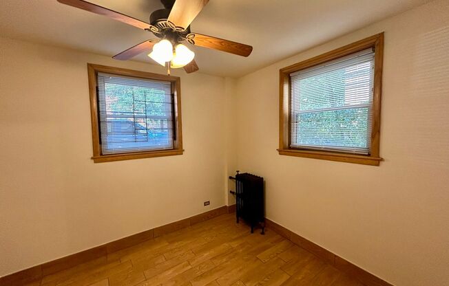 1 bed, 1 bath, 425 sqft, $1,655, Unit 233-G3