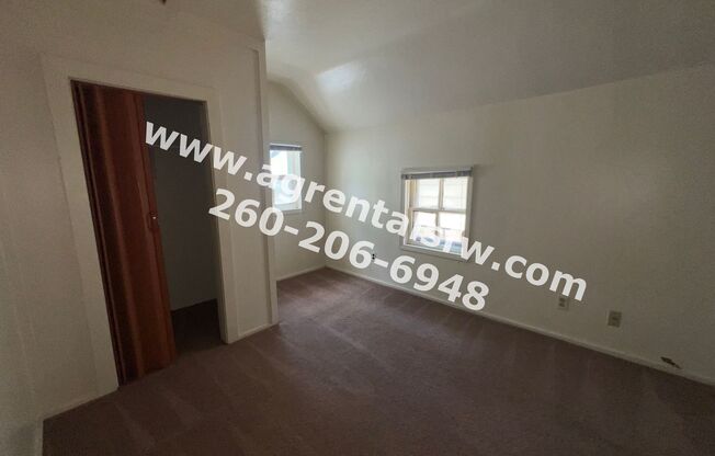 3 beds, 1 bath, $995