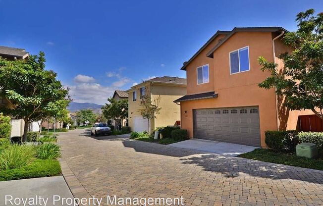 1648 Moonbeam Lane