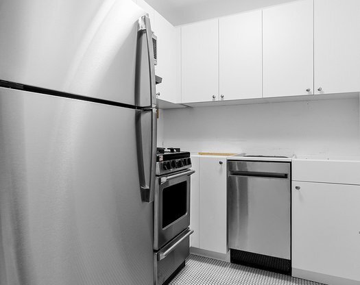 1 bed, 1 bath, $5,300, Unit 3G