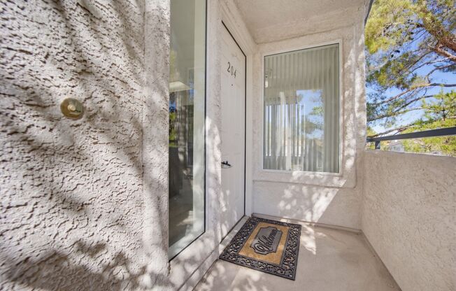 1 bed, 1 bath, $1,200, Unit # 204