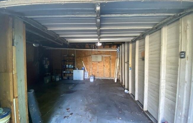 1831 Carr Ave.