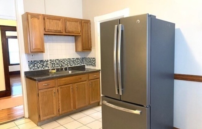 3 beds, 1 bath, 1,500 sqft, $3,200, Unit 1