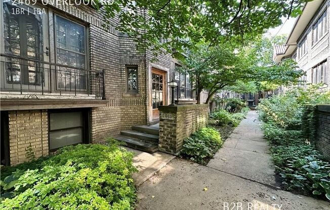 2469 OVERLOOK RD