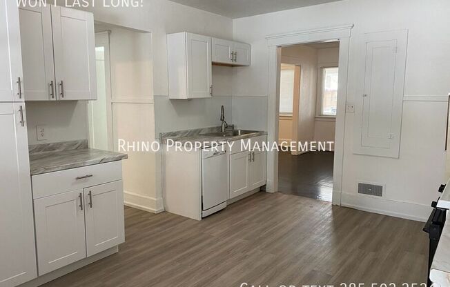 3224 S ADAMS AVE