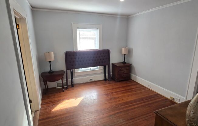 2 beds, 1 bath, $1,450