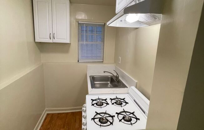 1 bed, 1 bath, $1,995, Unit 836